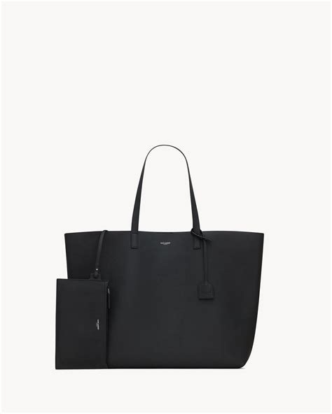 Bold East/West shopping bag in grained leather 